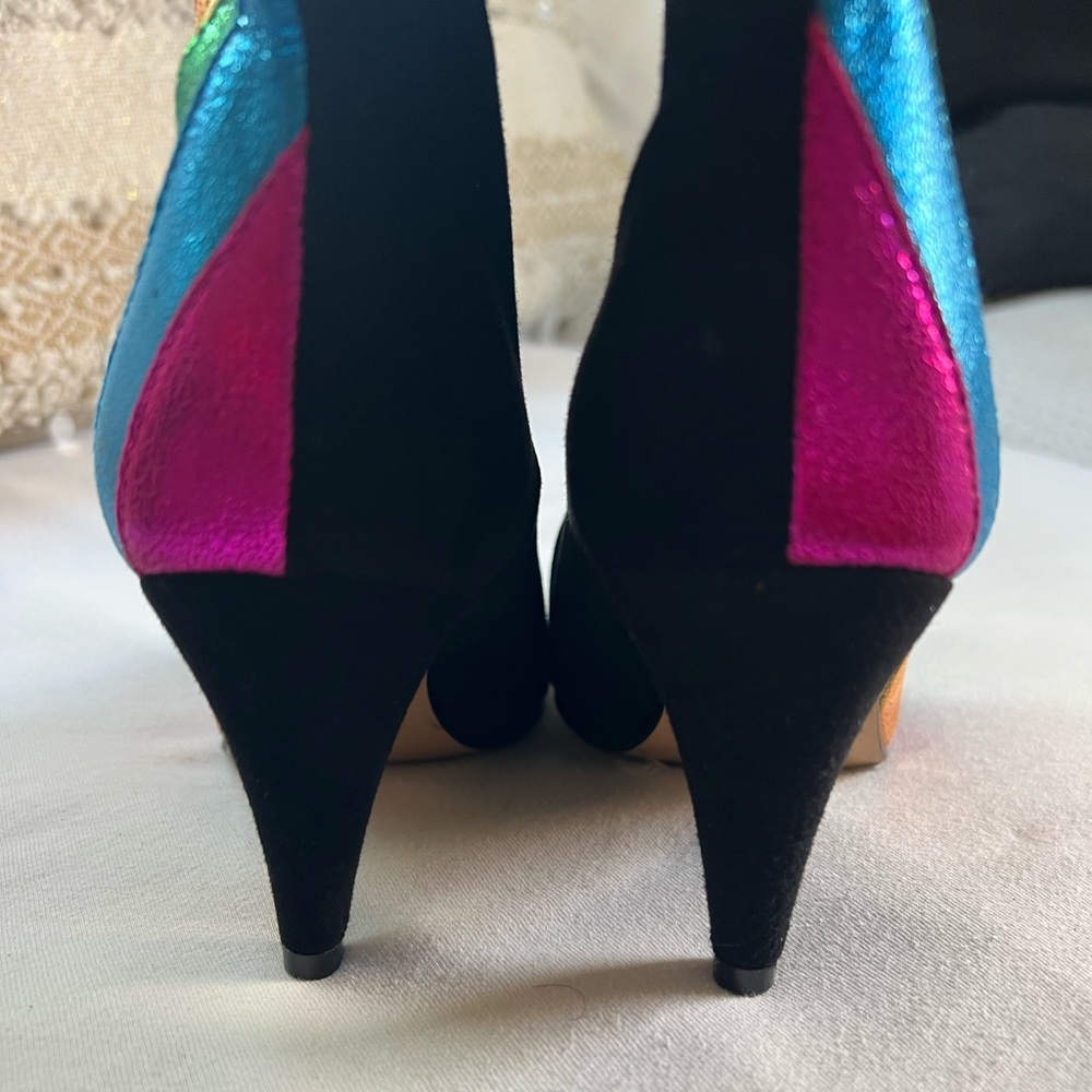 Rainbow 🌈 boots - Picture 6 of 14